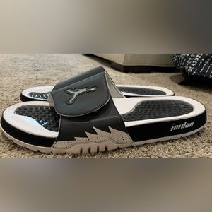 Jordan Hydro 5 Retro Slides - Size 13